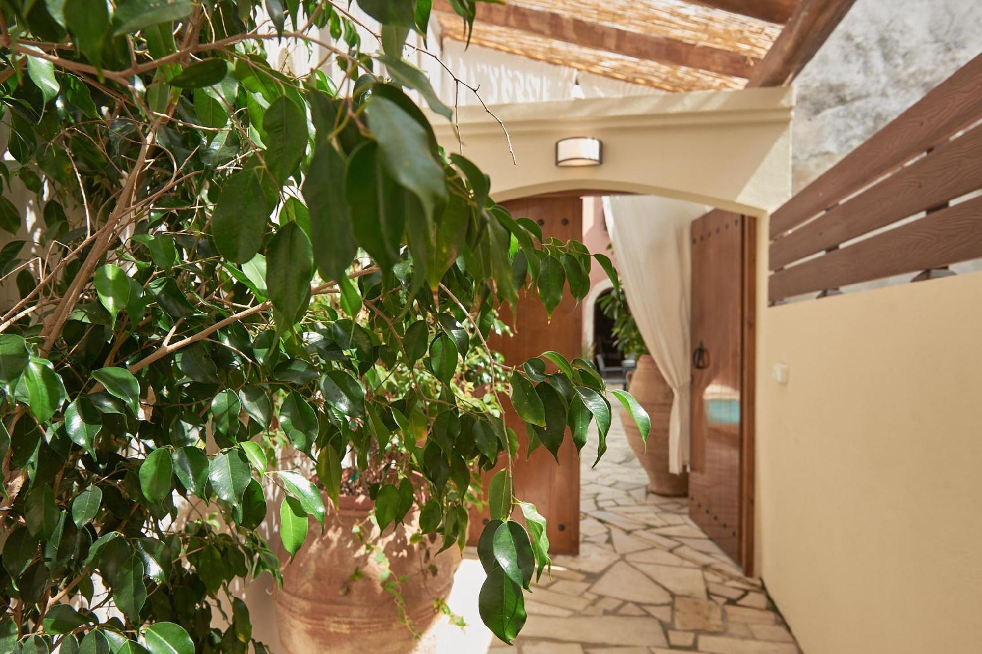 Stone Villa With Swimming Pool-Bbq! Melidhónion Exterior foto